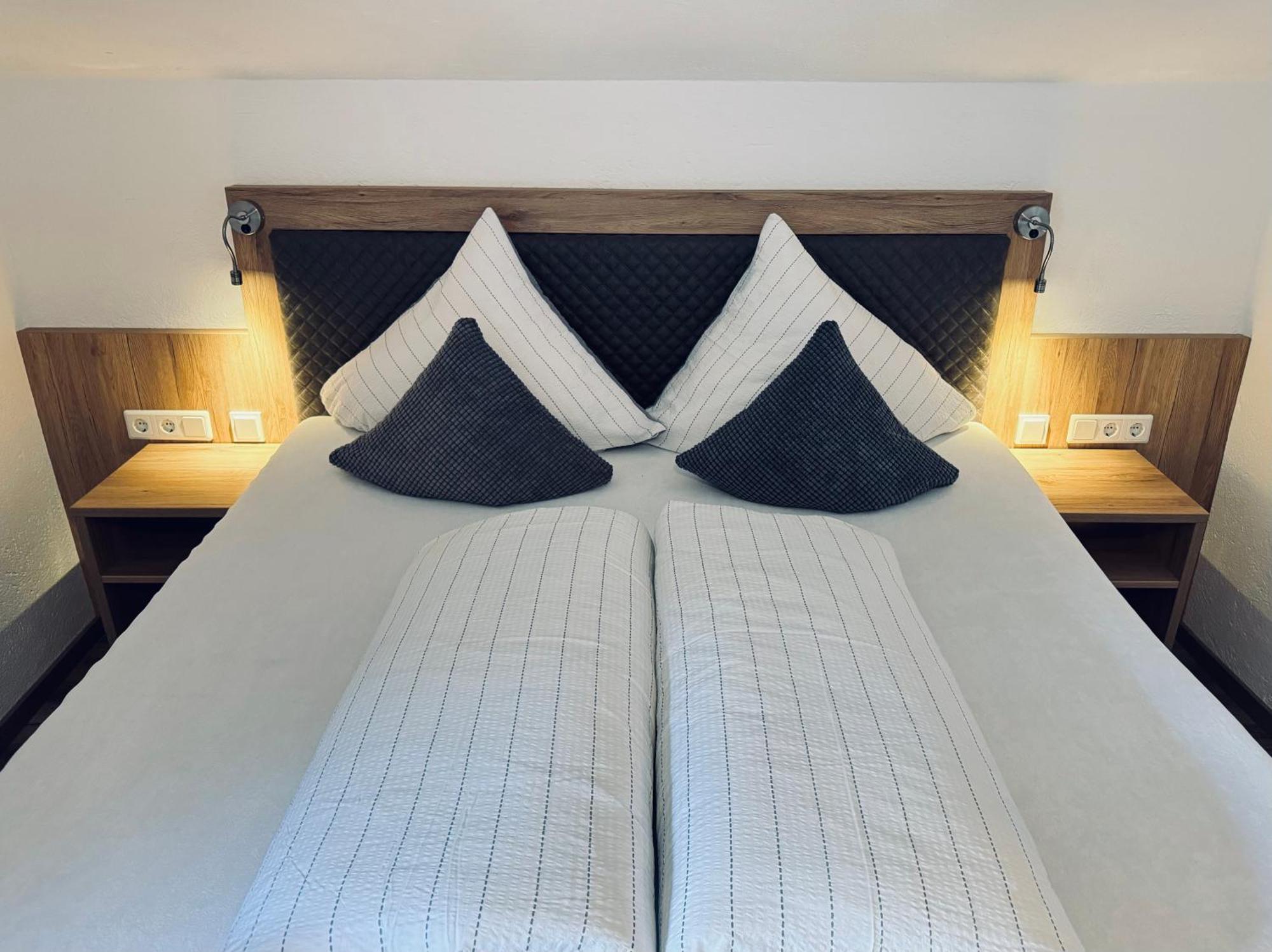 Bed and Breakfast Haus Felsneck Зёльден Экстерьер фото