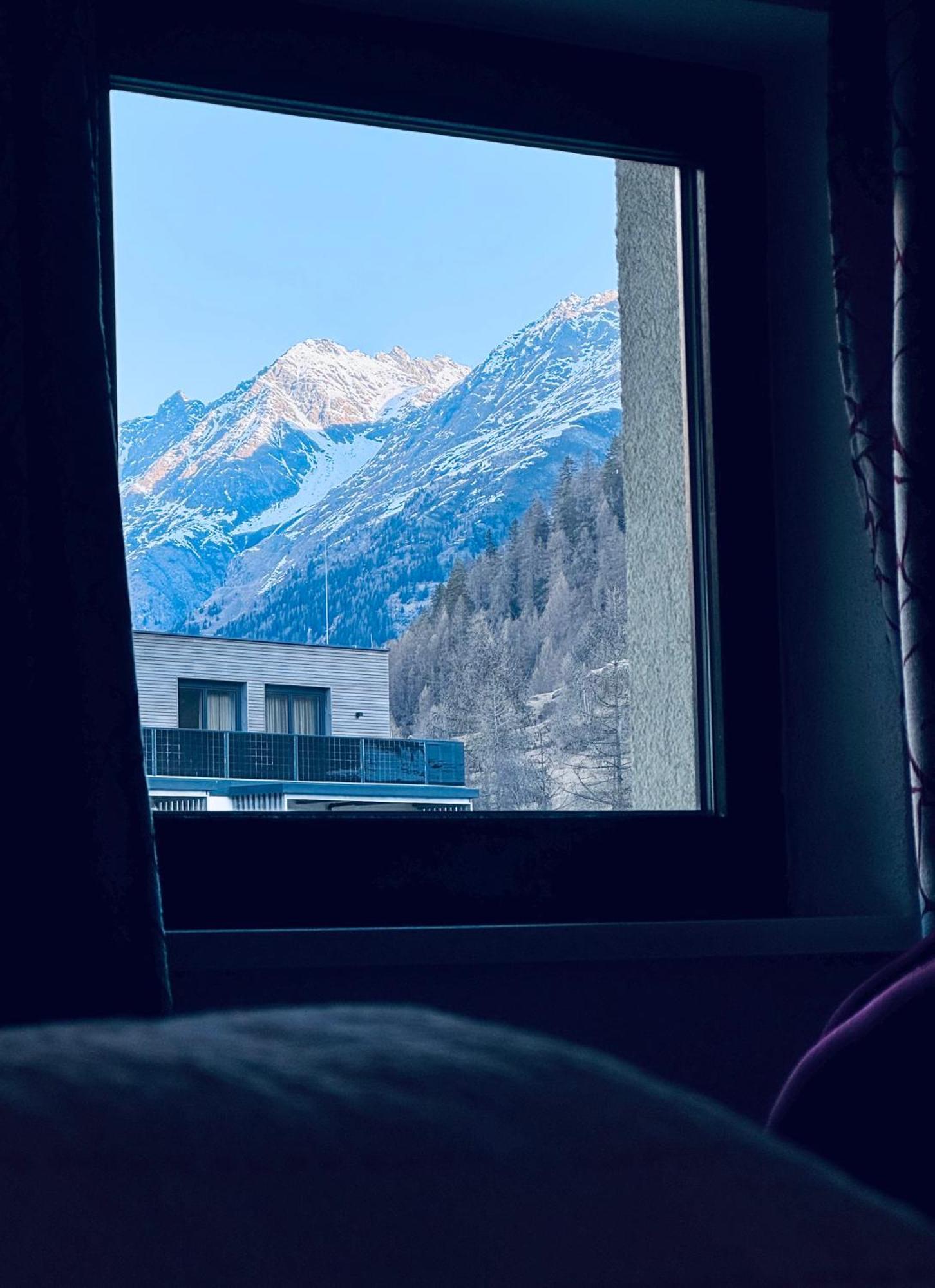 Bed and Breakfast Haus Felsneck Зёльден Экстерьер фото